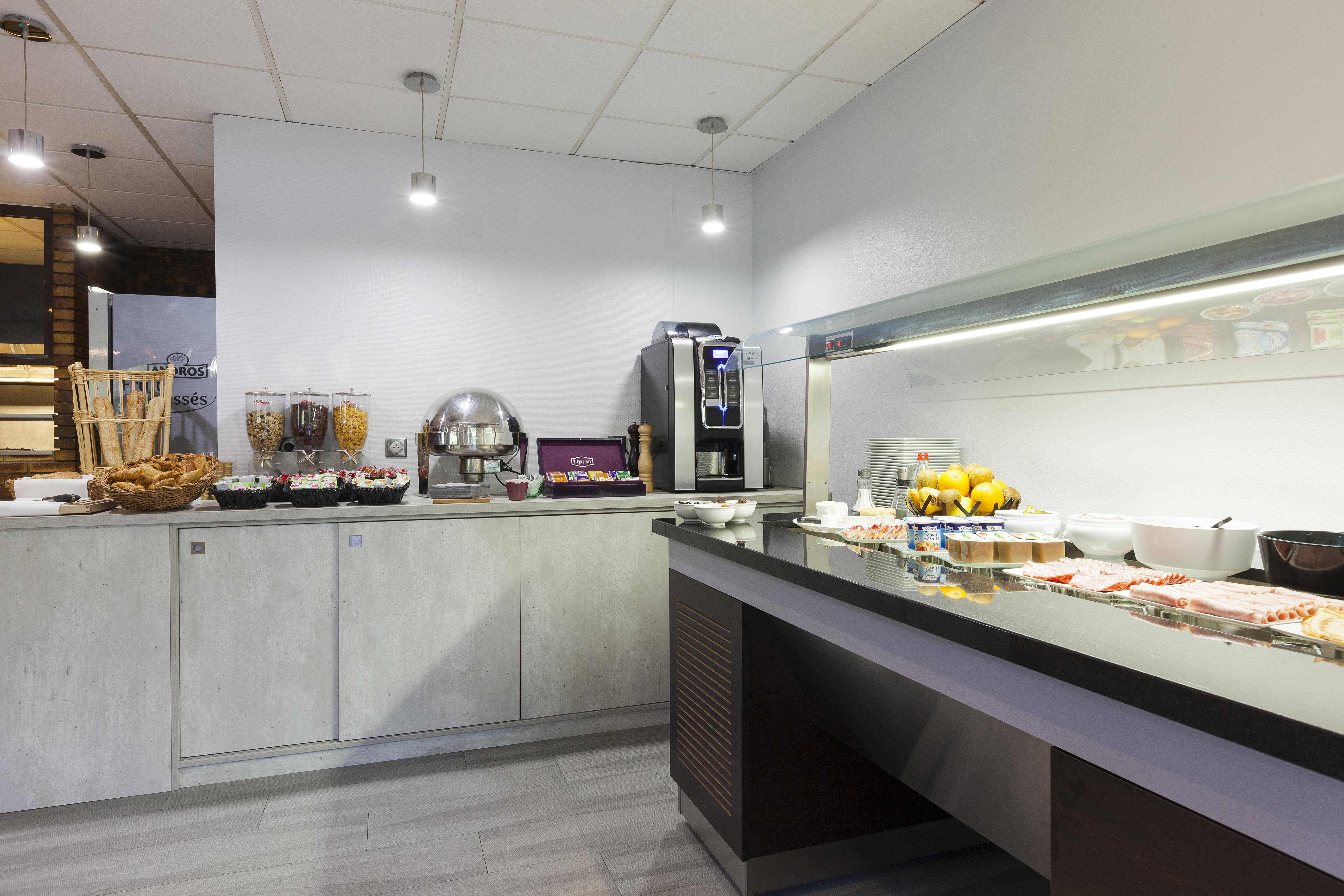 Comfort Hotel Эврё Экстерьер фото
