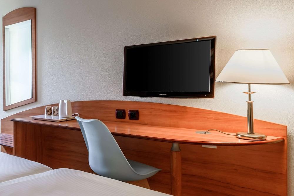 Comfort Hotel Эврё Экстерьер фото